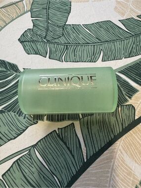 Clinique soap holder